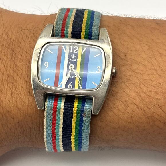 Retro Striped Silver Watch - Picture 2 of 5